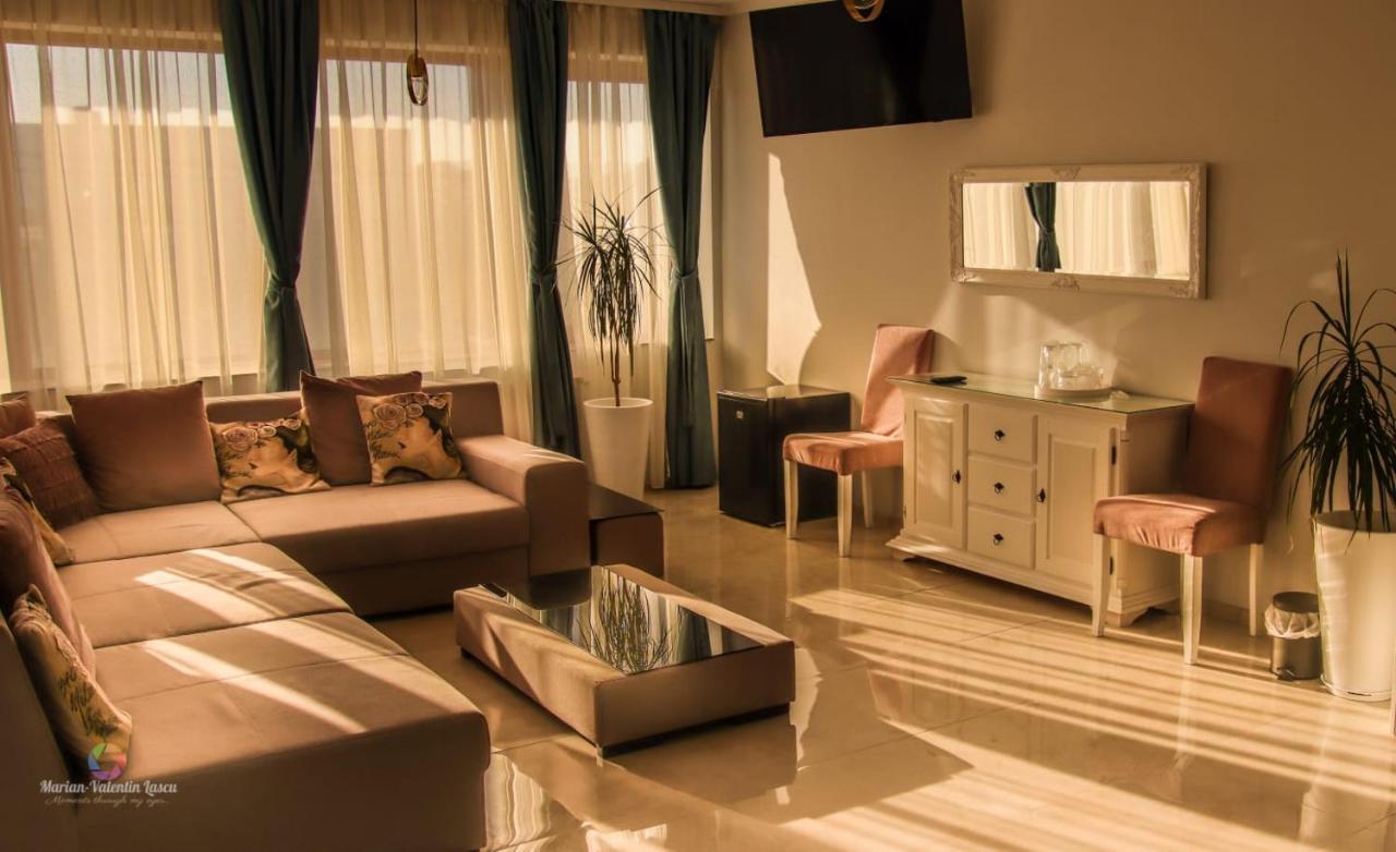 Caprice Deluxe Accomodation Drobeta Turnu Severin Dış mekan fotoğraf