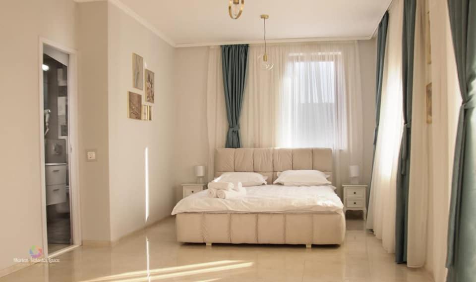 Caprice Deluxe Accomodation Drobeta Turnu Severin Dış mekan fotoğraf