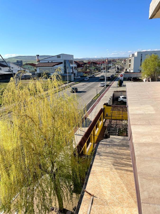 Caprice Deluxe Accomodation Drobeta Turnu Severin Dış mekan fotoğraf