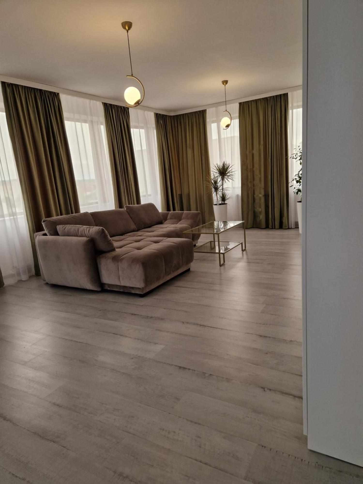 Caprice Deluxe Accomodation Drobeta Turnu Severin Dış mekan fotoğraf