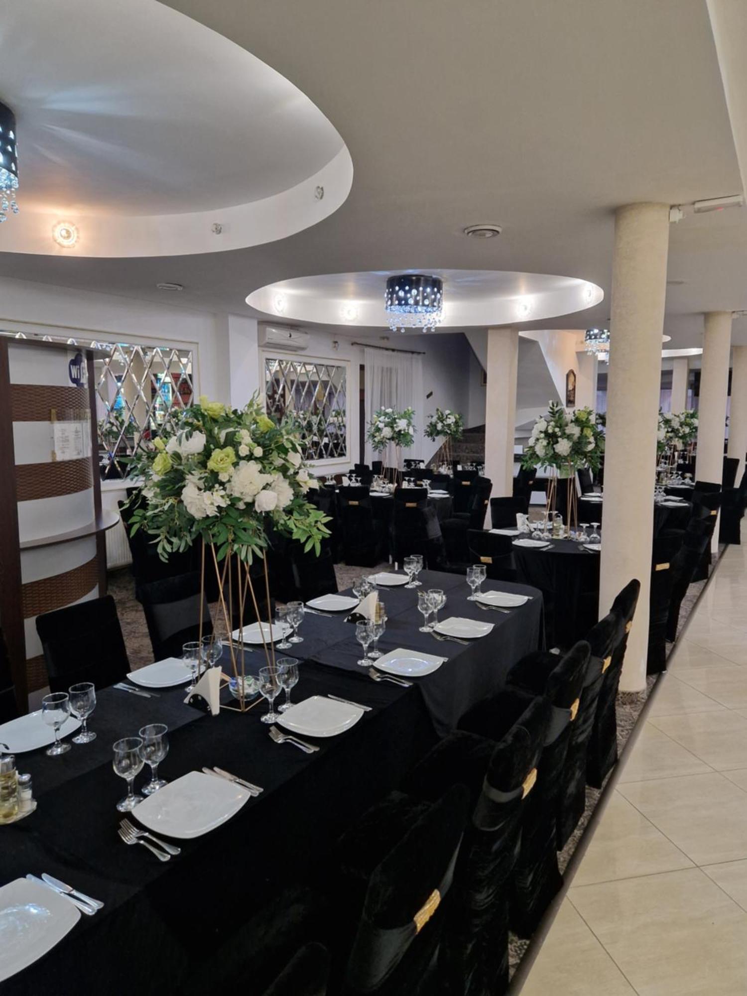 Caprice Deluxe Accomodation Drobeta Turnu Severin Dış mekan fotoğraf