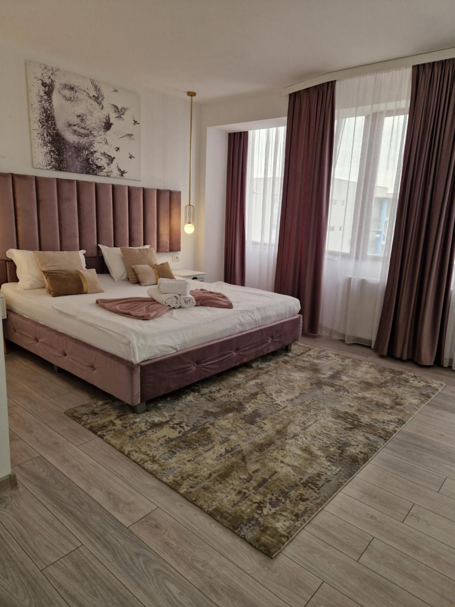 Caprice Deluxe Accomodation Drobeta Turnu Severin Oda fotoğraf